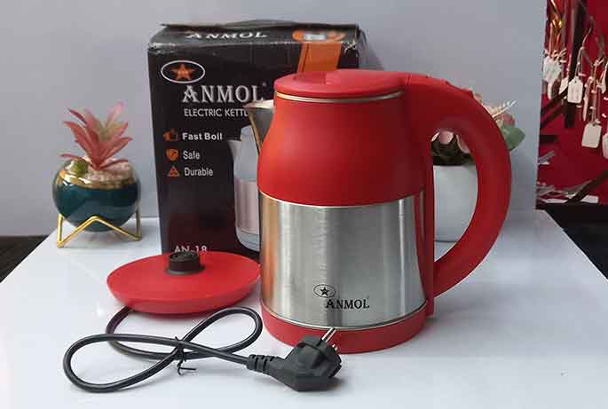 COLOR-KETTLE-NEW-RED